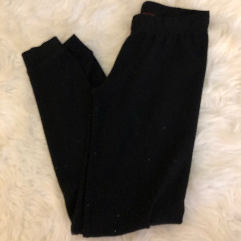 Black leggings